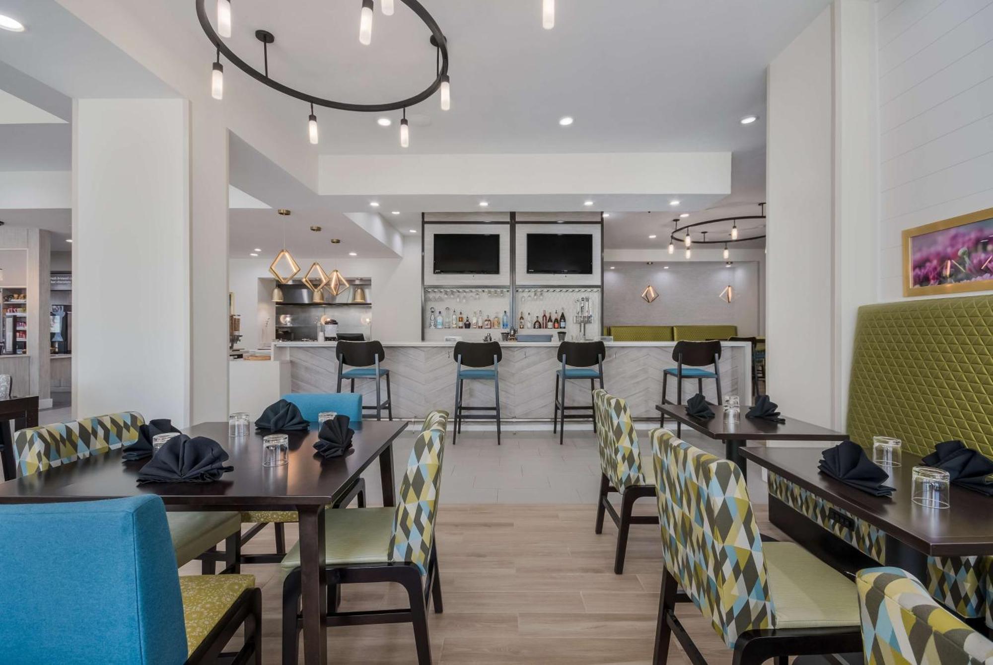 Hilton Garden Inn Oklahoma City Midtown מראה חיצוני תמונה